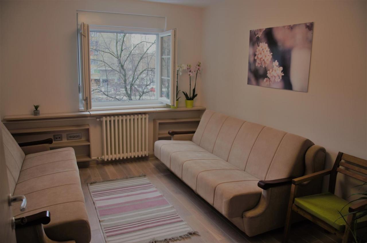 Spacious 2-Bedroom Apartment With Luxury Feel Novi Sad Exterior foto